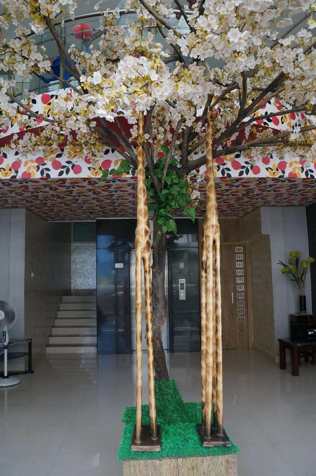 Lotels Hotel Chennai Eksteriør billede